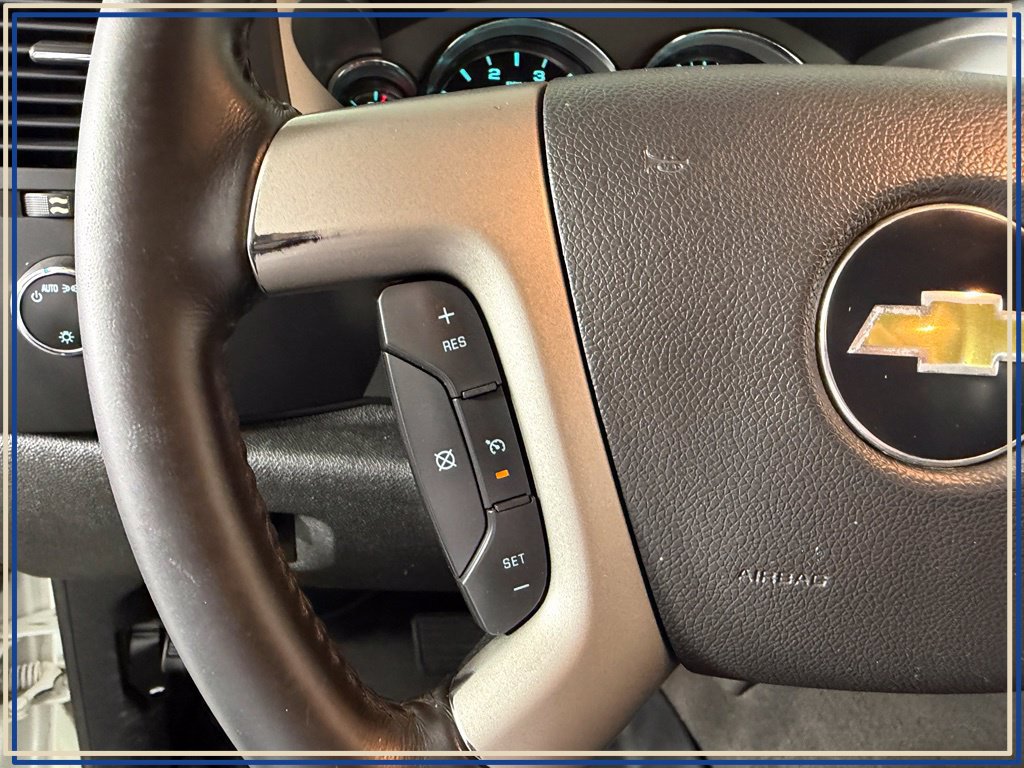 Used 2013 Chevrolet Silverado 2500 LT AWD/4WD image 23