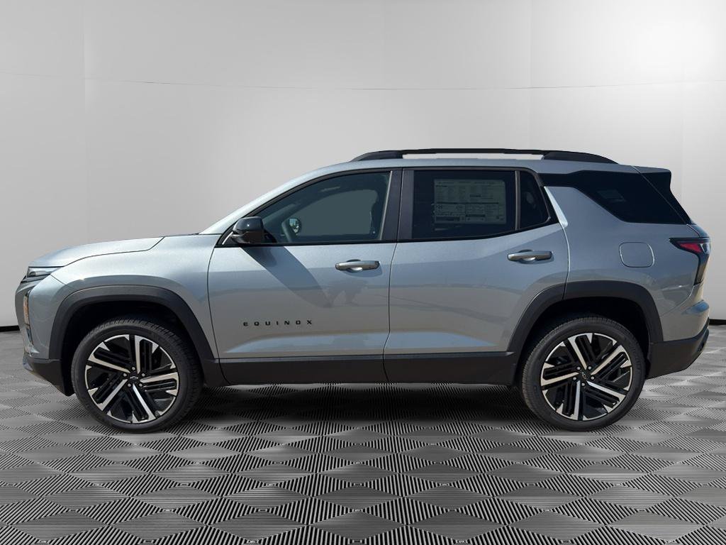 New 2026 Chevrolet Equinox RS w/ Convenience Package III AWD/4WD image 2