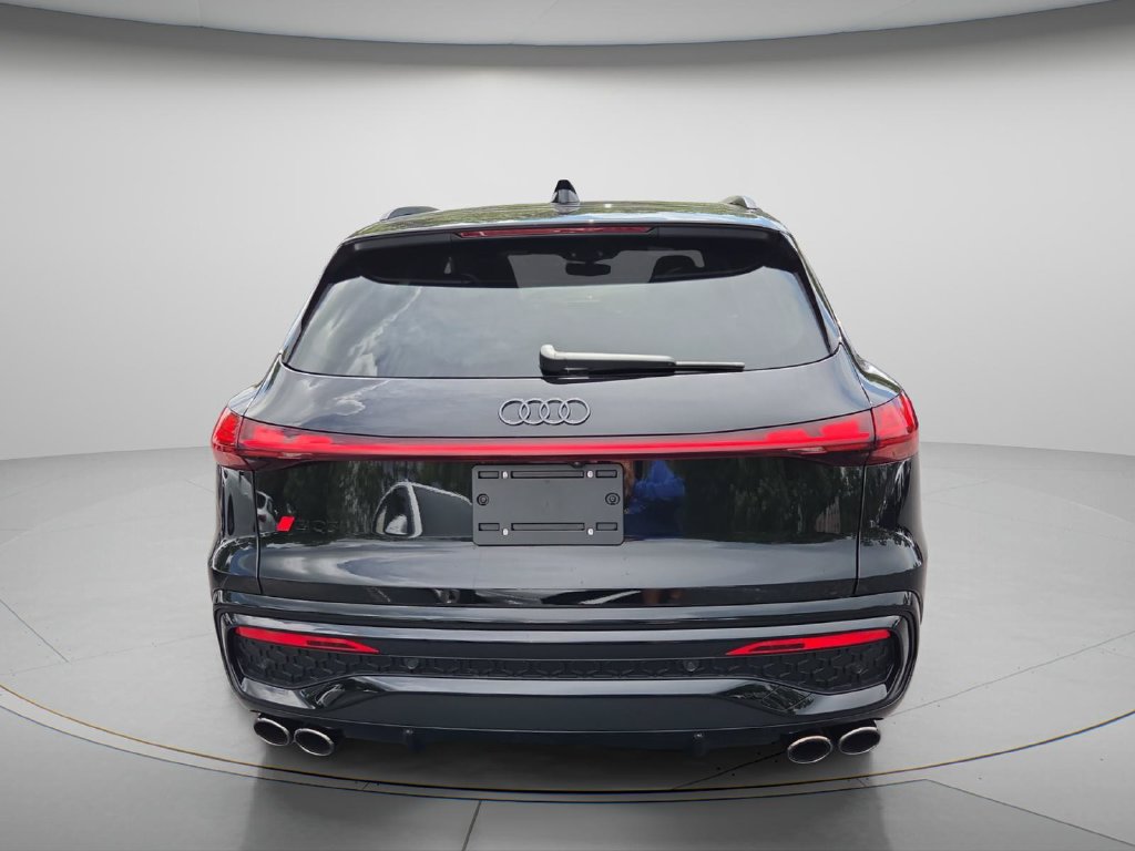 New 2026 Audi SQ5 Prestige AWD/4WD image 4