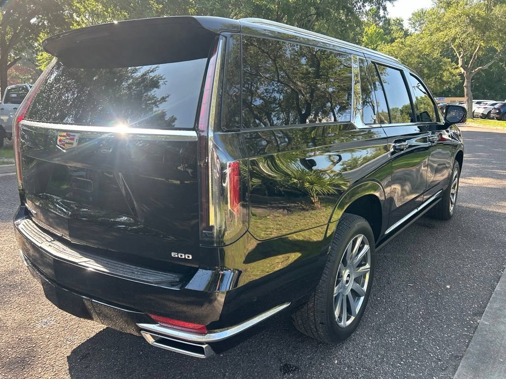 Certified 2023 Cadillac Escalade ESV Premium Luxury Platinum AWD/4WD image 6