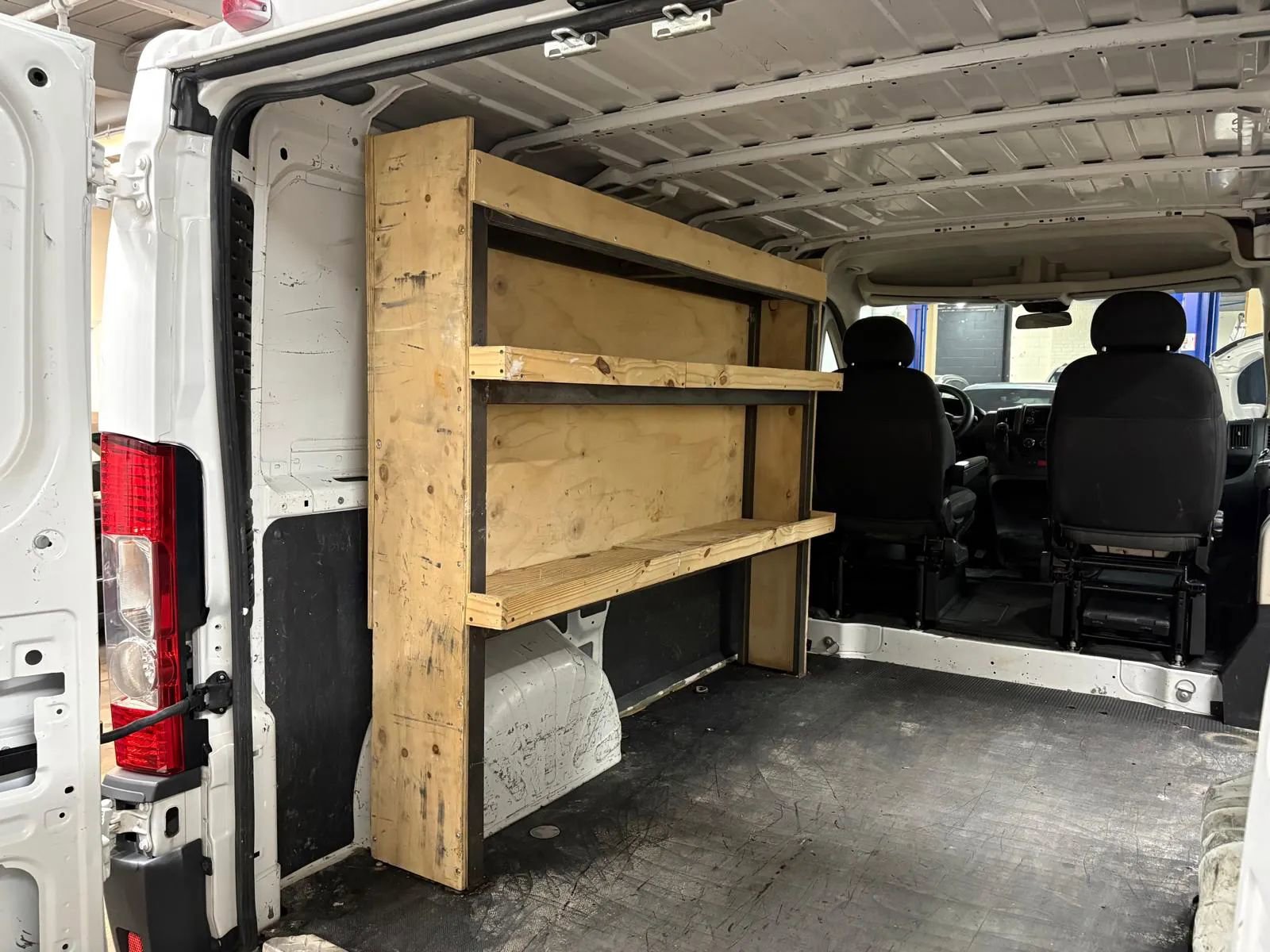 Used 2015 RAM ProMaster 1500 w/ Interior Convenience Group FWD image 11