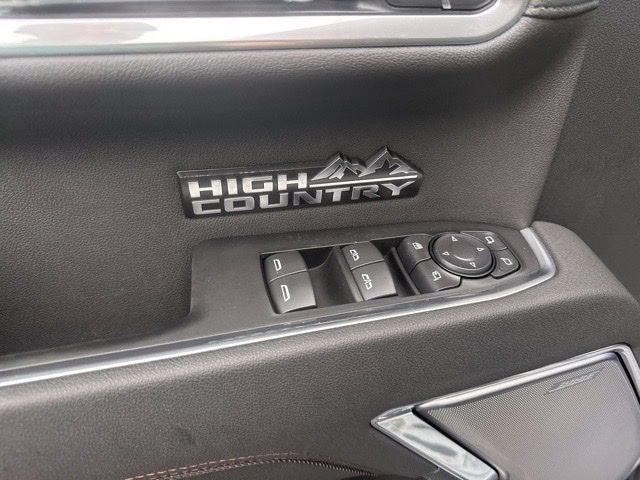 New 2026 Chevrolet Silverado 1500 High Country w/ LPO, Dark Essentials Package image 13