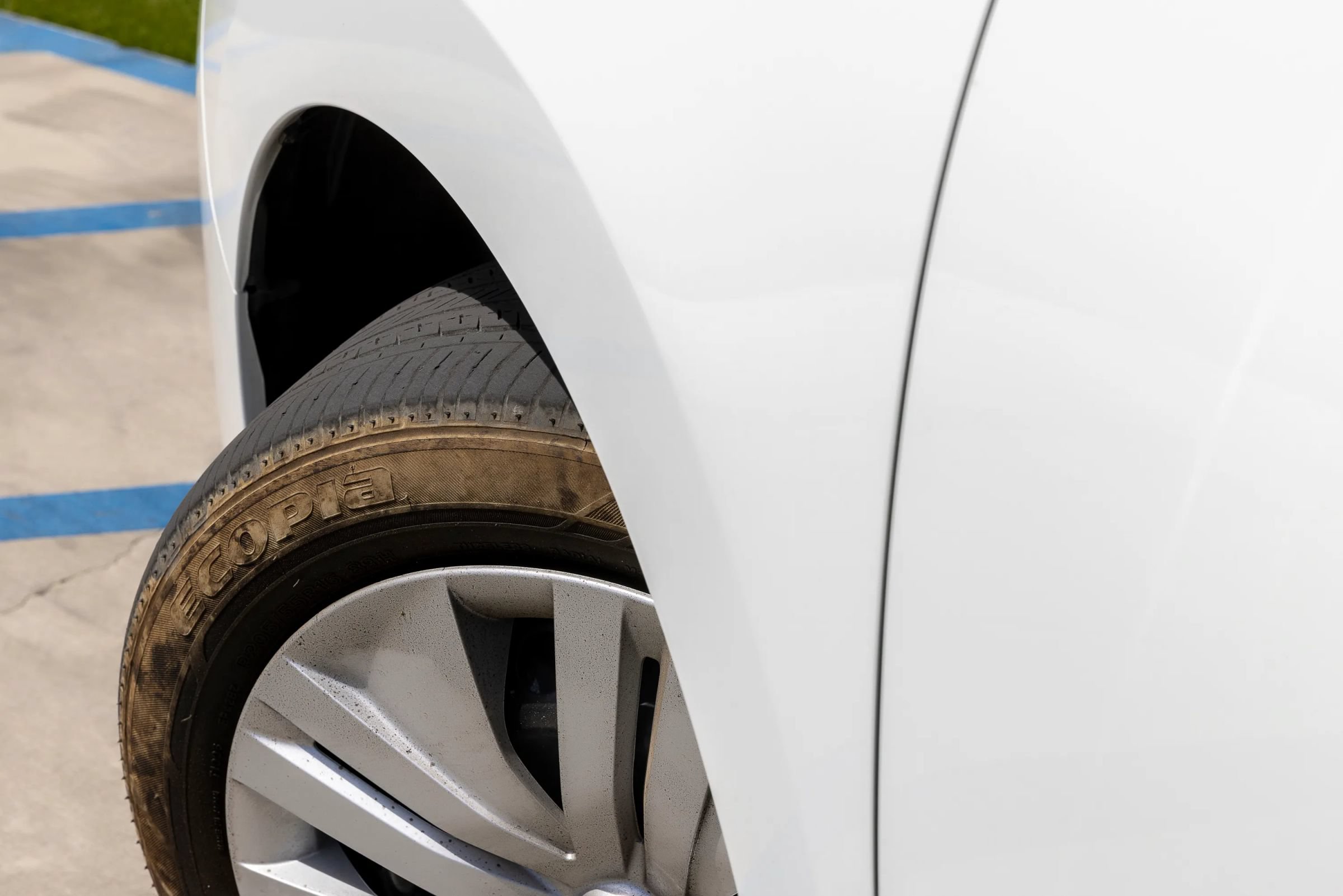 Used 2025 Nissan Leaf S FWD image 33