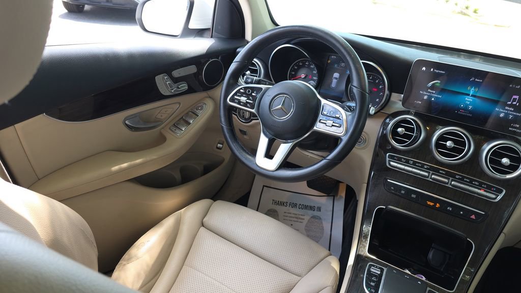 Certified 2022 Mercedes-Benz GLC 300 image 28