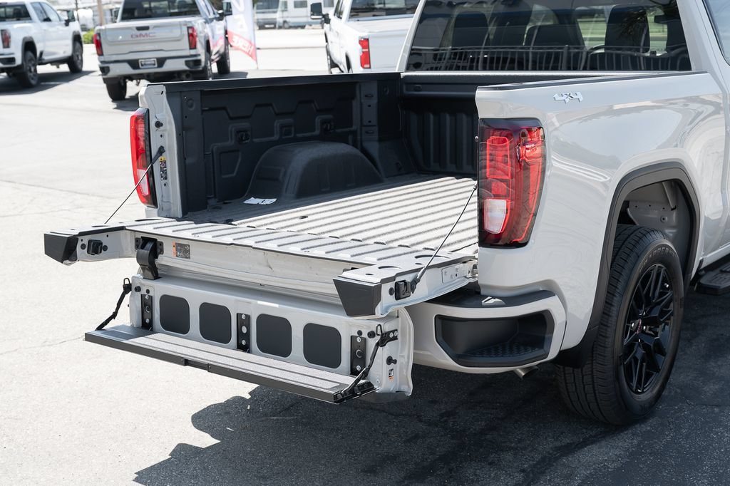 New 2026 GMC Sierra 1500 Pro w/ Graphite Edition AWD/4WD image 16