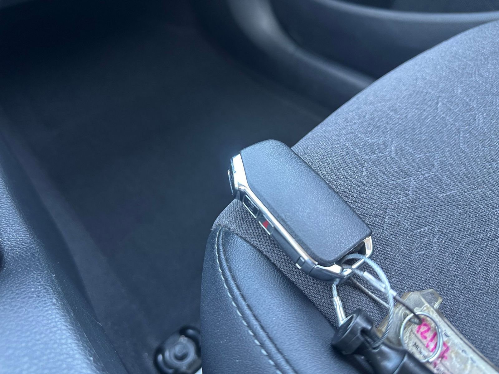 Used 2025 Kia Seltos S image 22