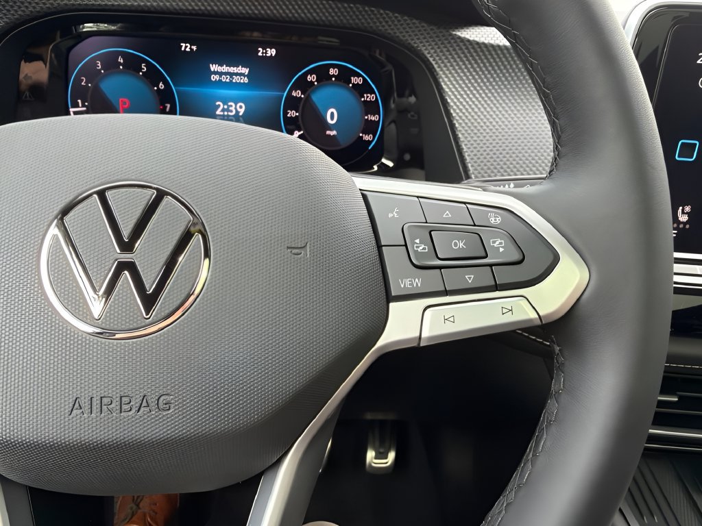 New 2026 Volkswagen Atlas Cross Sport SEL R-Line AWD/4WD image 13