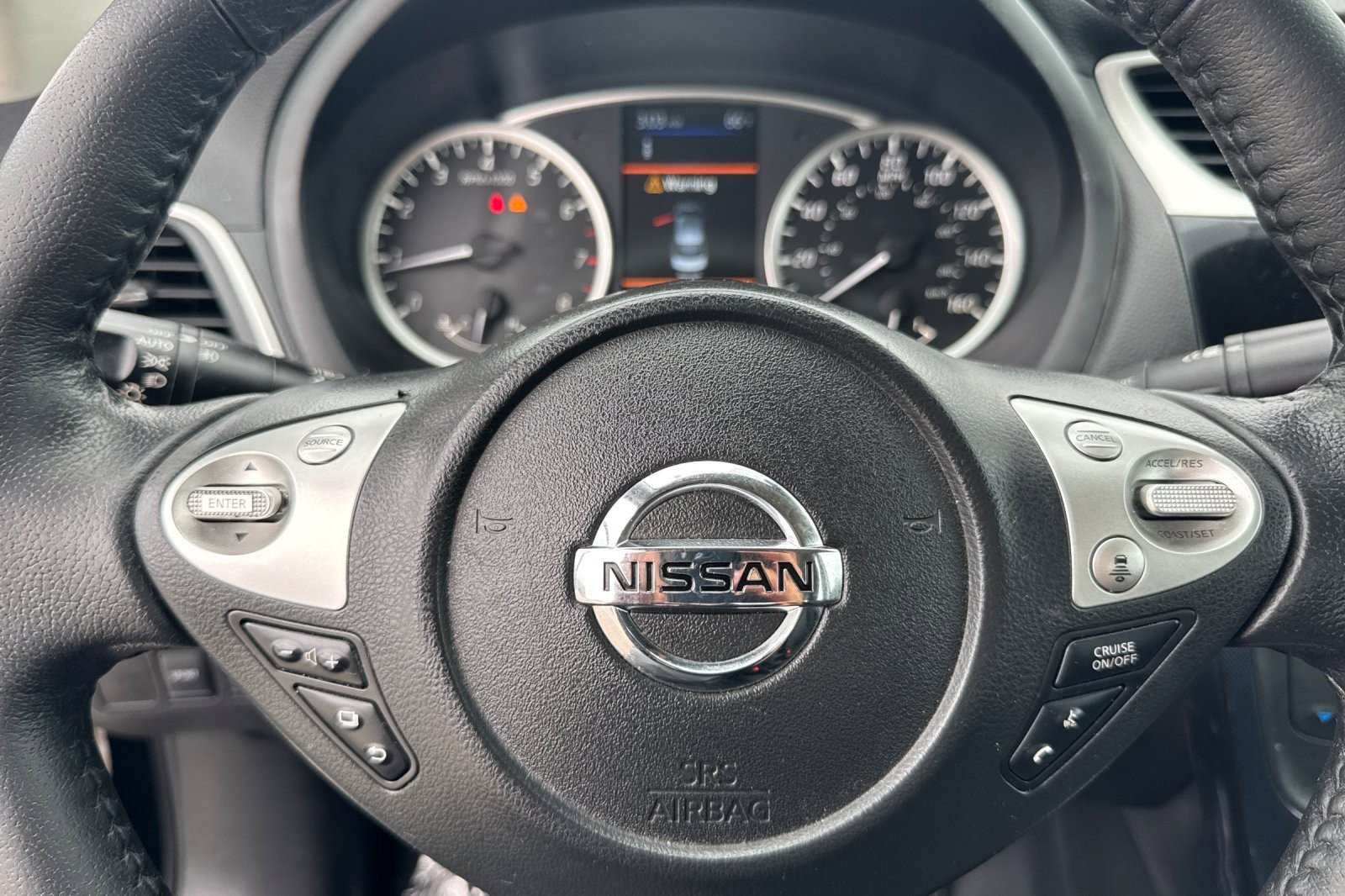 Used 2019 Nissan Sentra SR w/ Exterior Package image 21