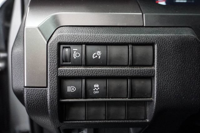 Used 2025 Toyota Tacoma TRD Sport AWD/4WD image 7