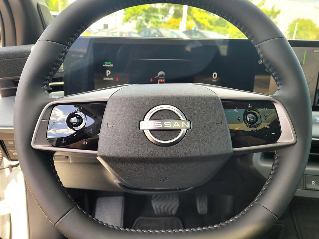 New 2026 Nissan Leaf Platinum+ w/ Cargo Package (Platinum+) FWD image 15