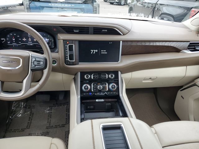Used 2023 GMC Yukon XL Denali AWD/4WD image 13
