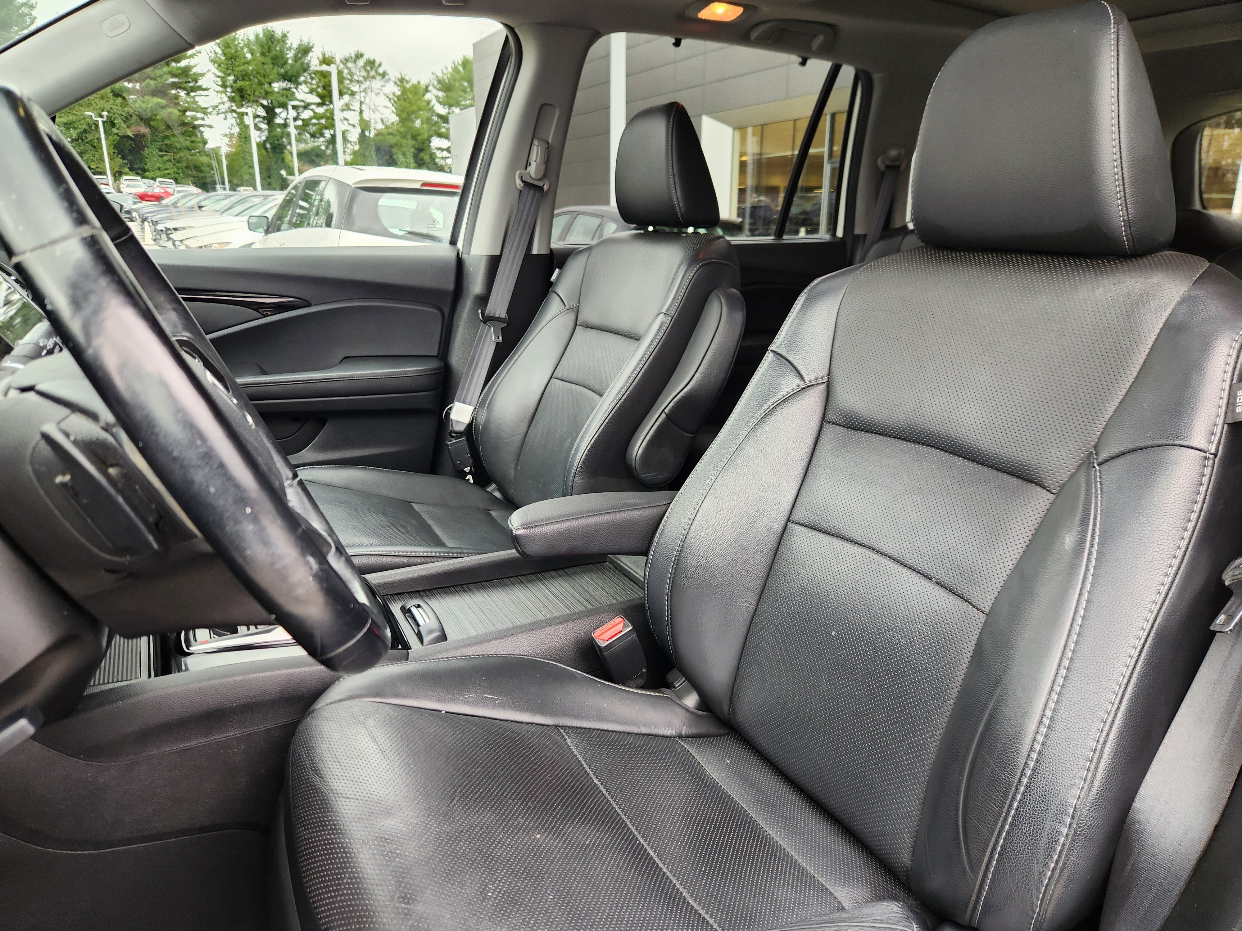 Used 2019 Honda Pilot Elite image 7