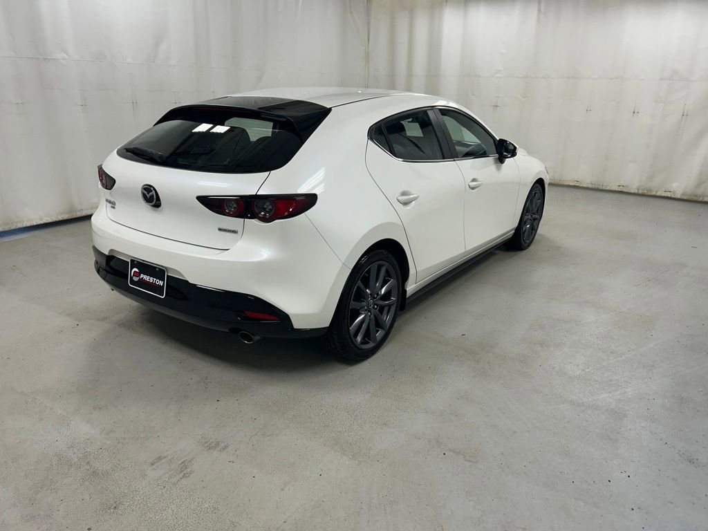 Used 2019 MAZDA MAZDA3 AWD Hatchback image 4
