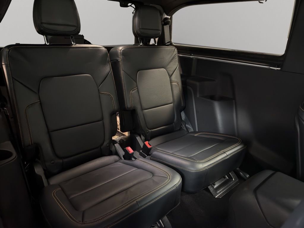 Used 2022 Ford Bronco Badlands image 18