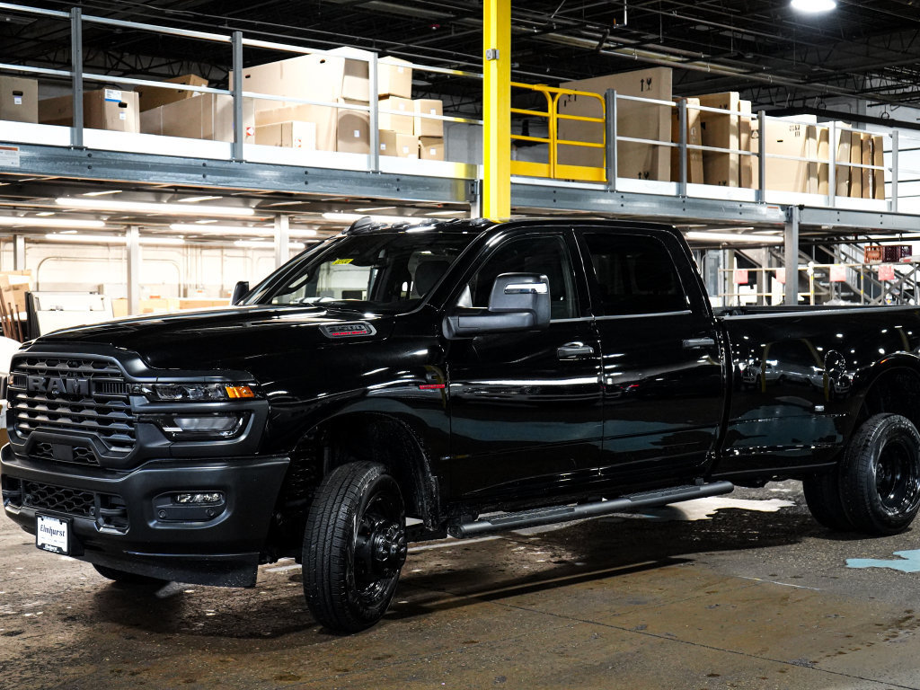 New 2027 RAM 3500 Tradesman AWD/4WD image 4