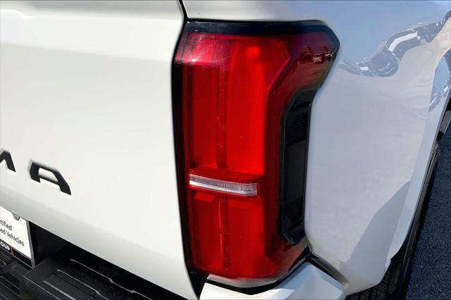 Certified 2026 Toyota Tacoma SR5 AWD/4WD image 30