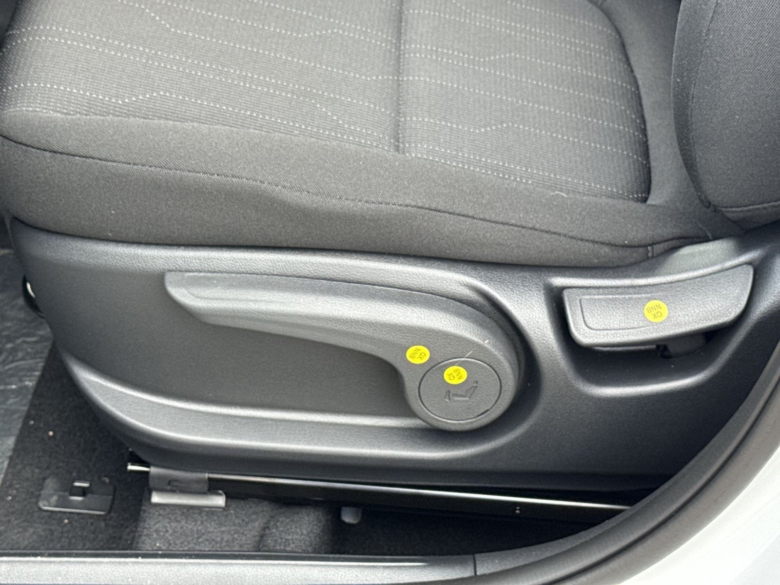New 2026 Hyundai Venue SE FWD image 14