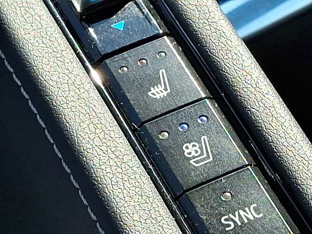 Used 2020 Chevrolet Corvette Stingray w/ 2LT Preferred Equipment Group image 28