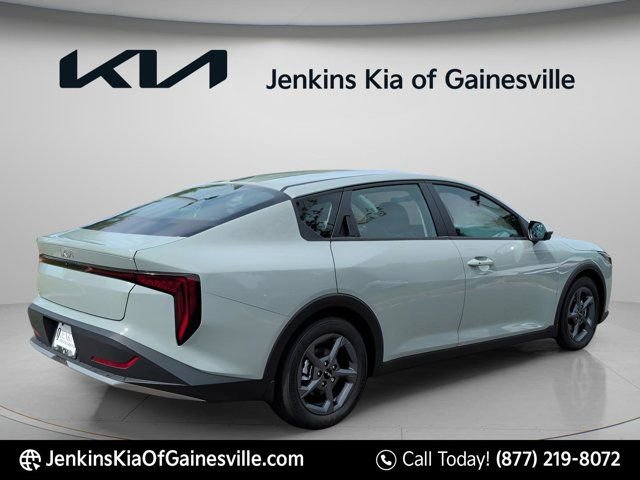 New 2026 Kia K4 FWD image 3