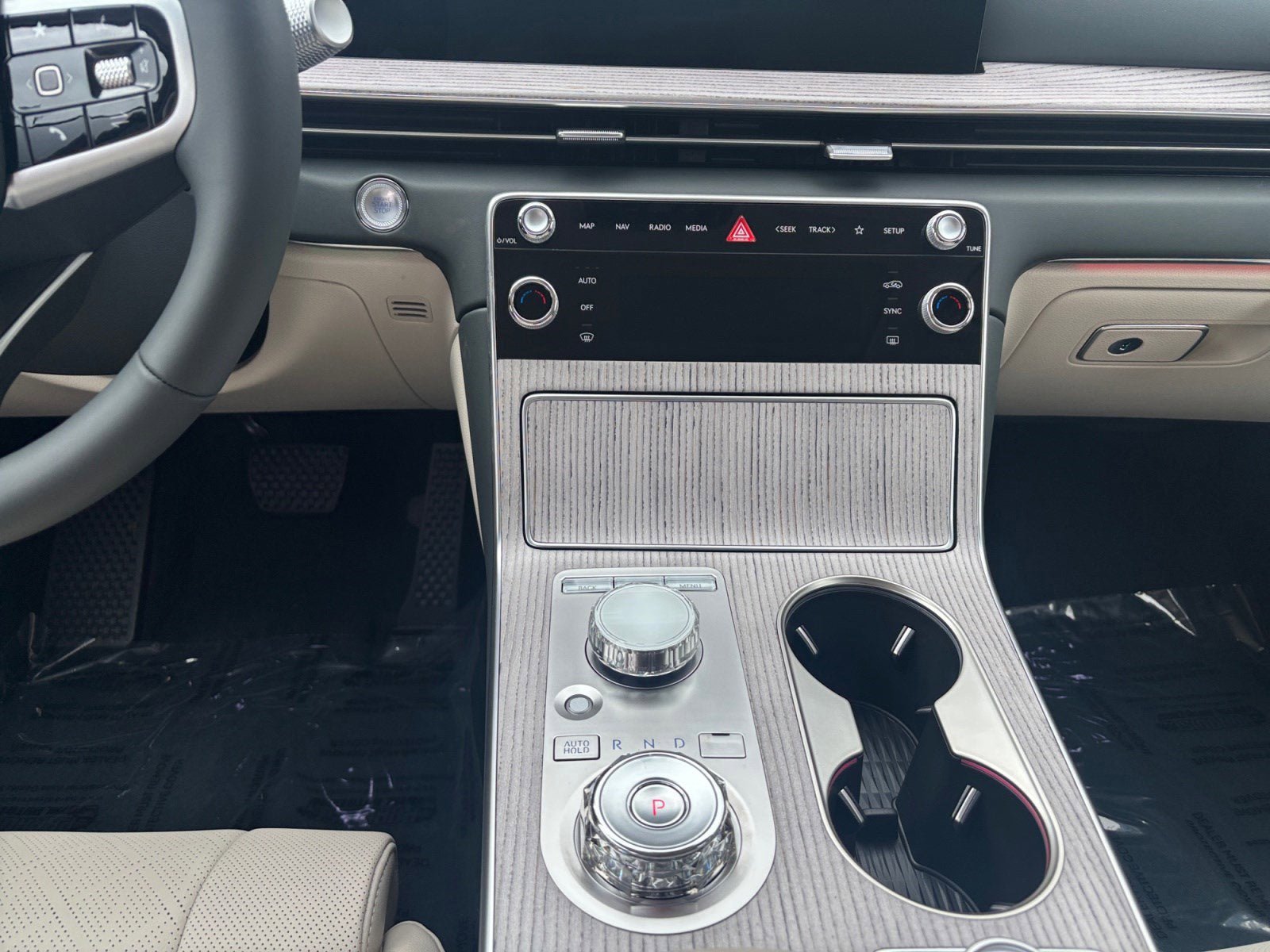 New 2026 Genesis GV80 2.5T Prestige AWD/4WD image 11