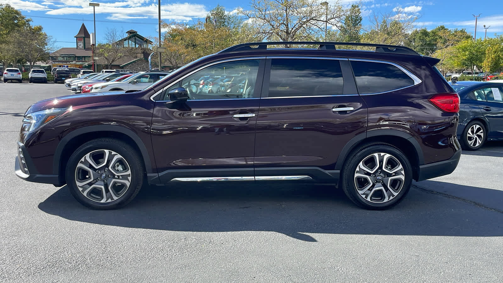 Certified 2026 Subaru Ascent Touring AWD/4WD image 9