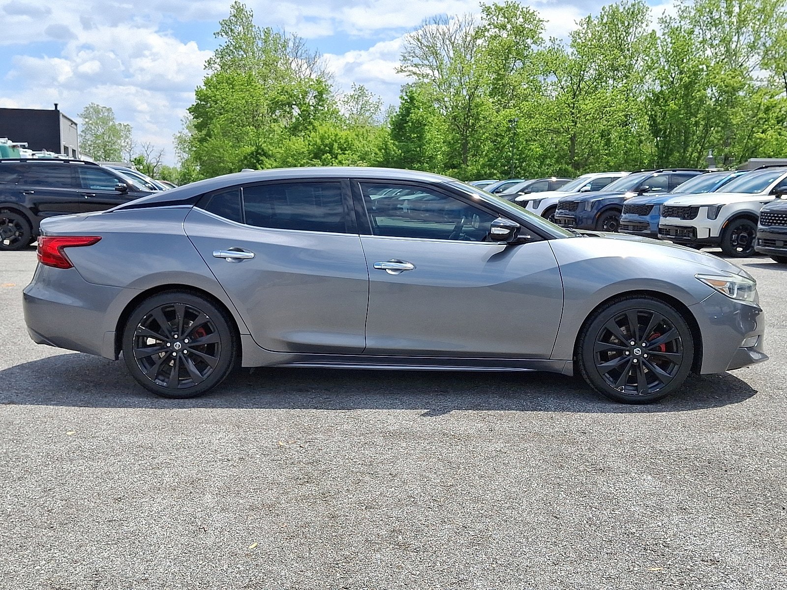 Used 2016 Nissan Maxima SR FWD video 4