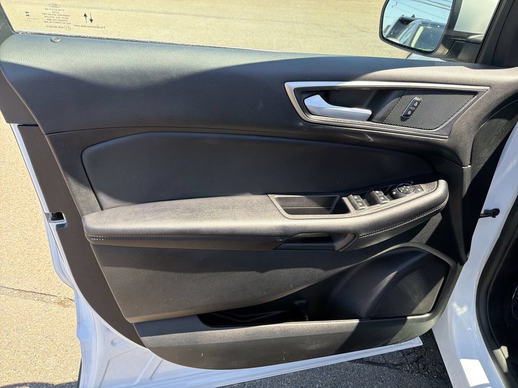 Used 2023 Ford Edge SEL w/ Convenience Package AWD/4WD image 10