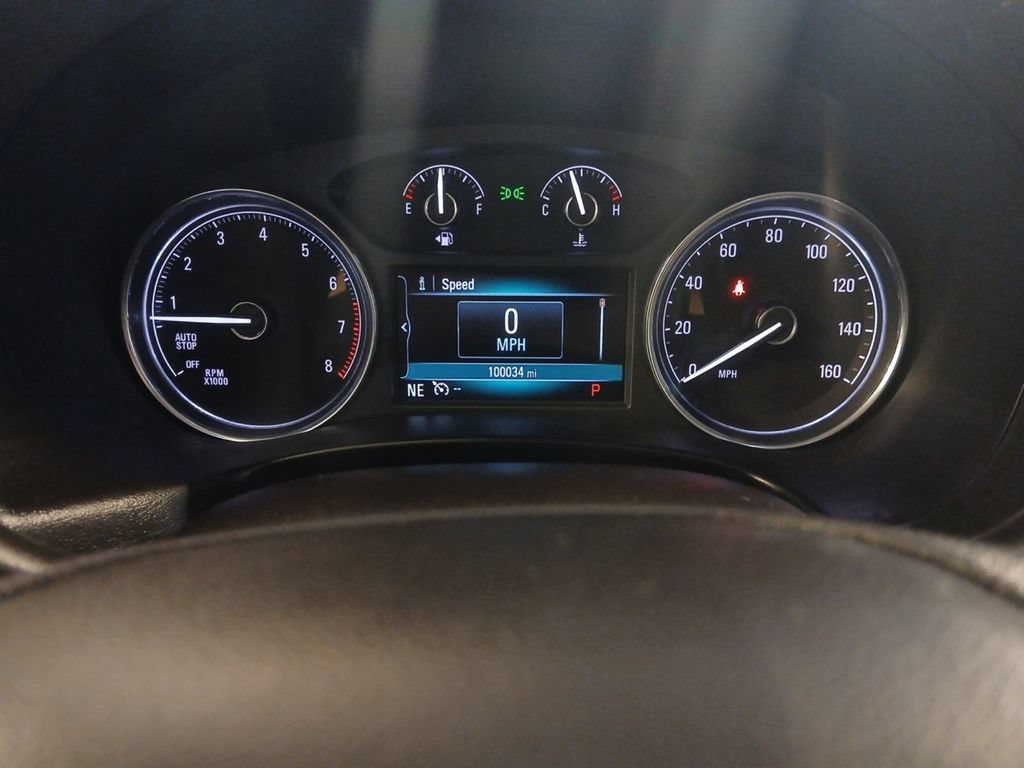 Used 2018 Buick Enclave Essence FWD image 31
