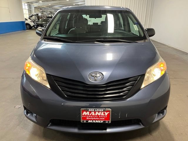 Used 2017 Toyota Sienna L FWD image 8