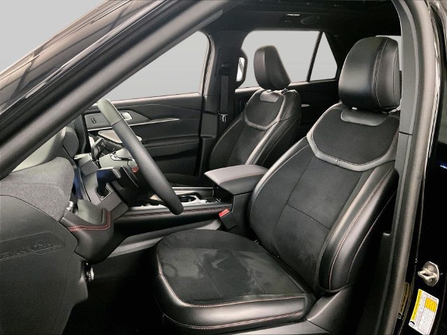 Used 2025 Ford Explorer ST w/ Sun And Sound Package AWD/4WD image 24