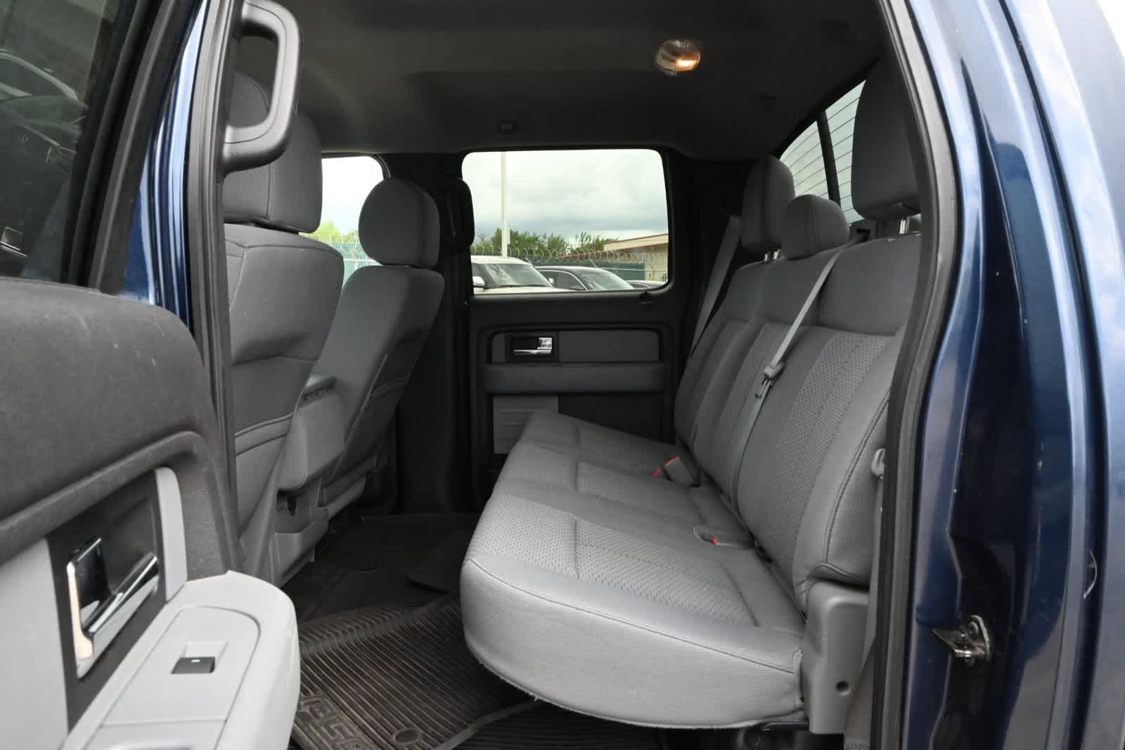 Used 2013 Ford F150 XLT w/ Luxury Equipment Group RWD image 19