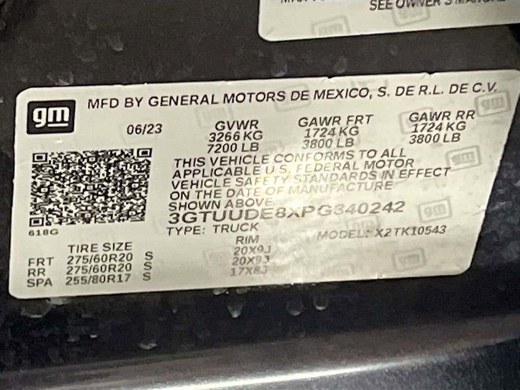 Used 2023 GMC Sierra 1500 SLT w/ SLT Premium Package image 33