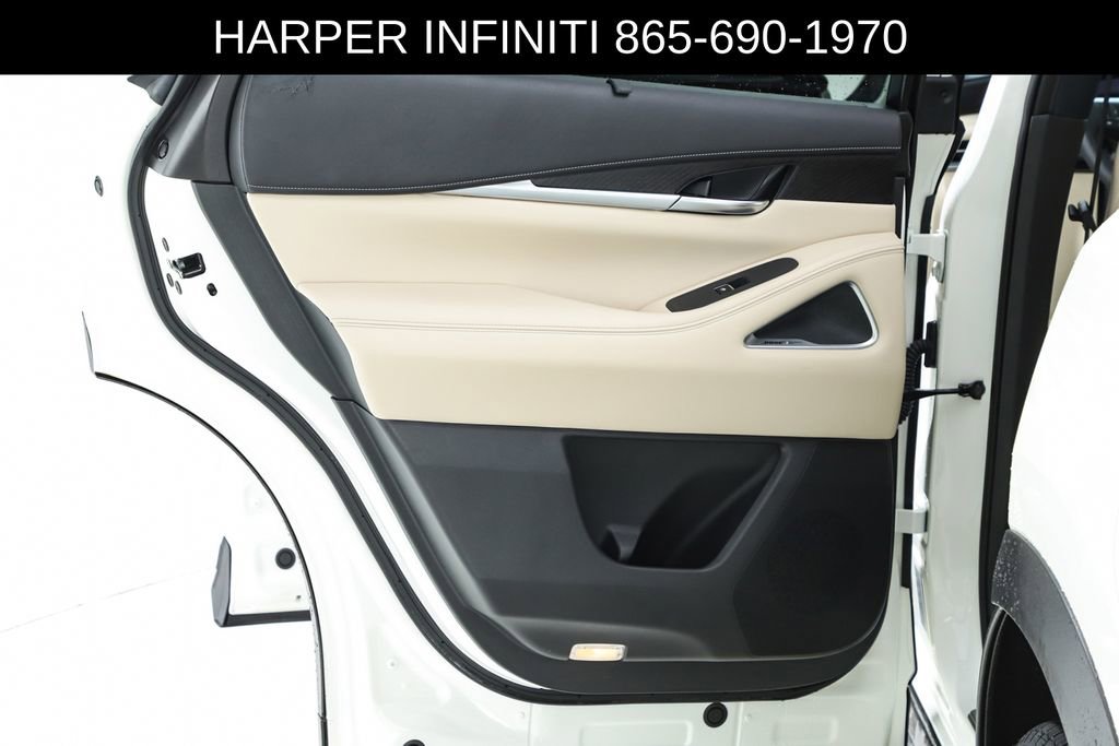 Used 2023 INFINITI QX60 Sensory w/ Vision Package AWD/4WD image 58