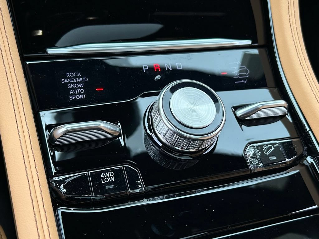 New 2025 Jeep Grand Cherokee L Summit AWD/4WD image 16
