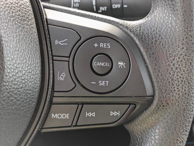 Used 2022 Toyota RAV4 XLE w/ Convenience Package image 15