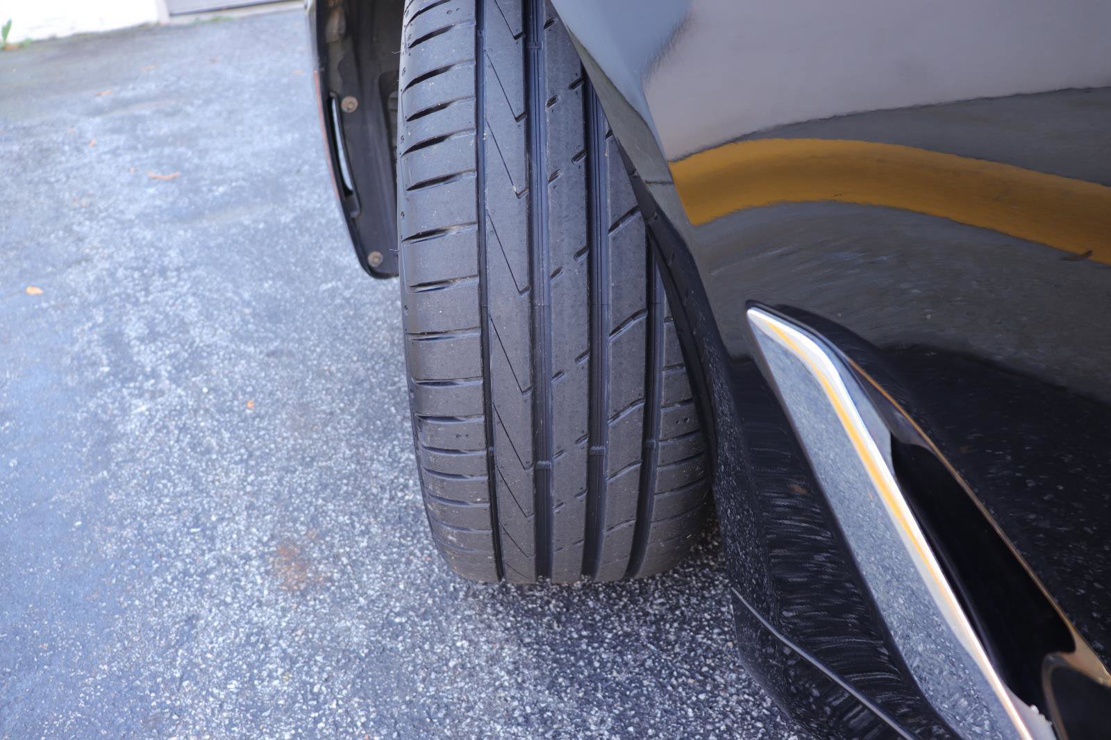 Used 2018 BMW 530i w/ Premium Package image 35