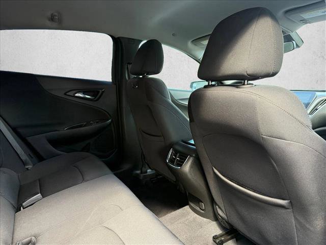 Used 2022 Chevrolet Malibu LT FWD image 23