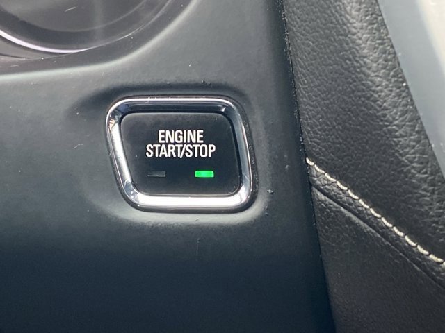 Used 2023 GMC Acadia SLT image 17