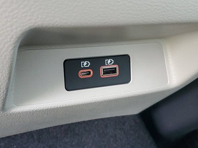 Used 2019 Nissan Altima 2.5 Platinum AWD/4WD image 11