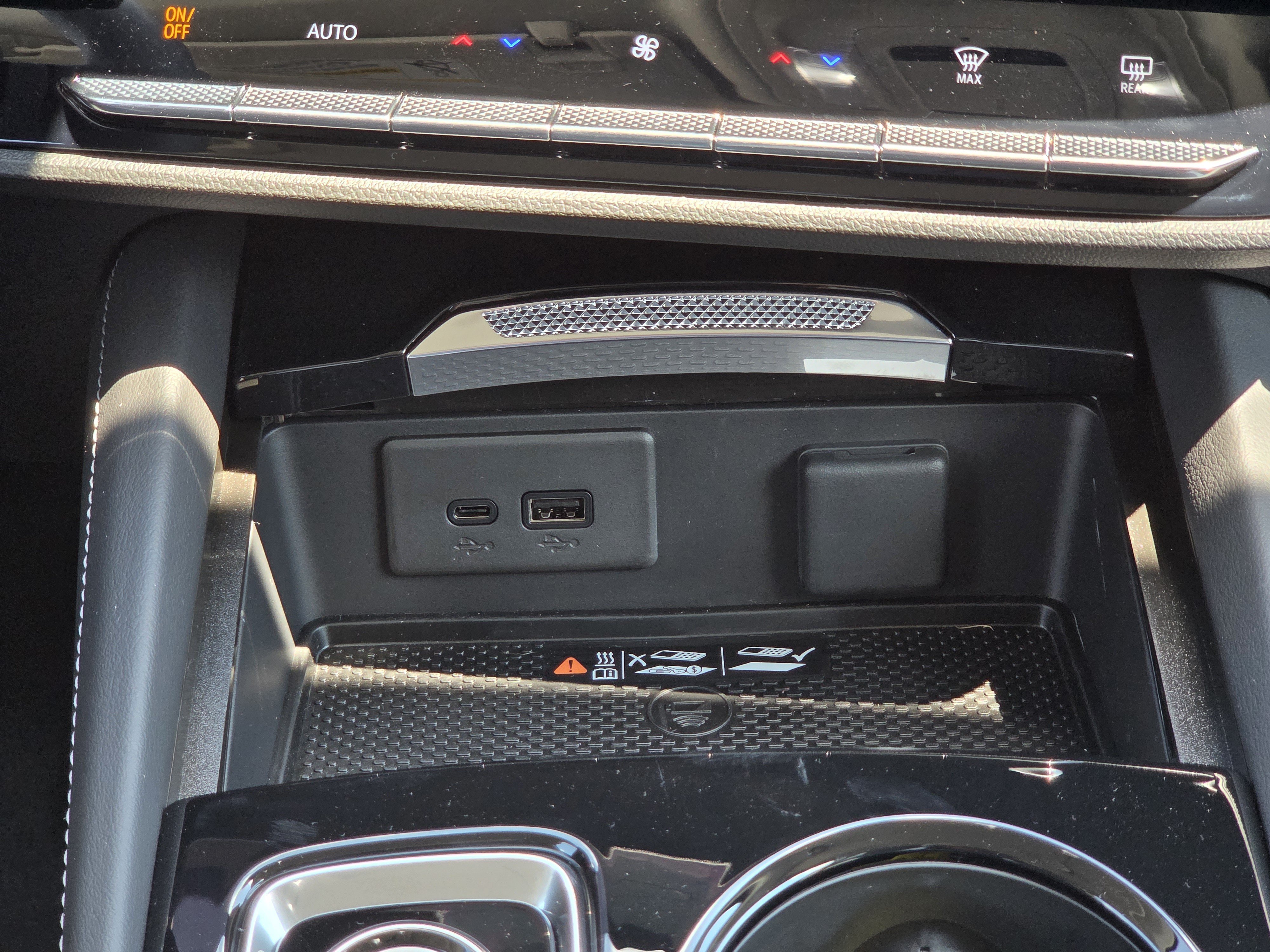 New 2026 Buick Envision Sport Touring AWD/4WD image 11