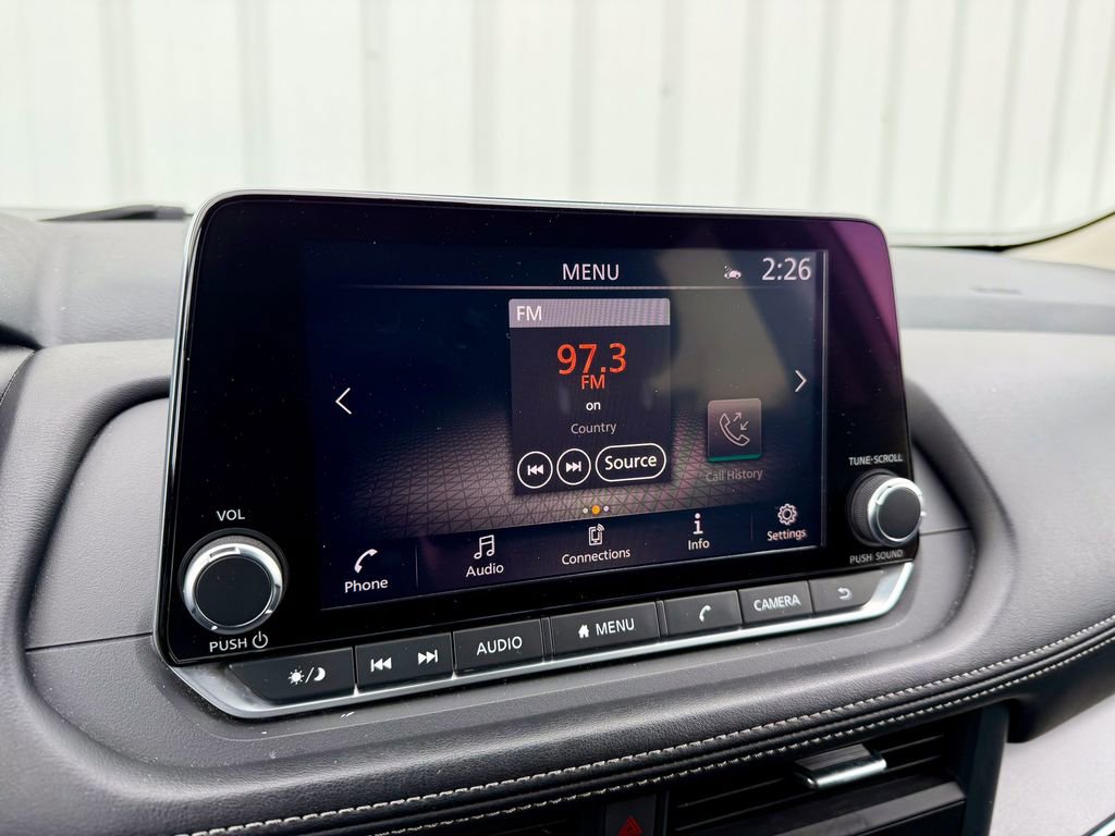 Used 2024 Nissan Rogue SV image 28