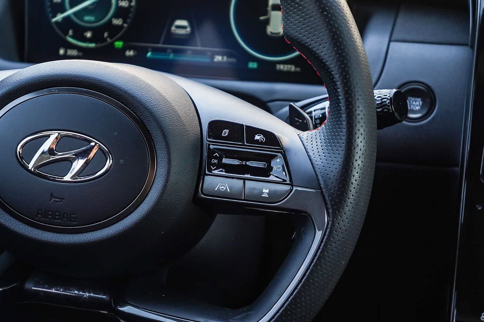 Certified 2024 Hyundai Tucson N Line image 17