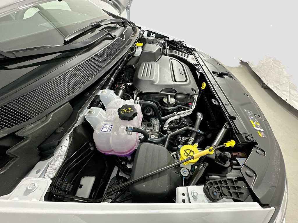 New 2026 Chrysler Pacifica Select FWD image 19