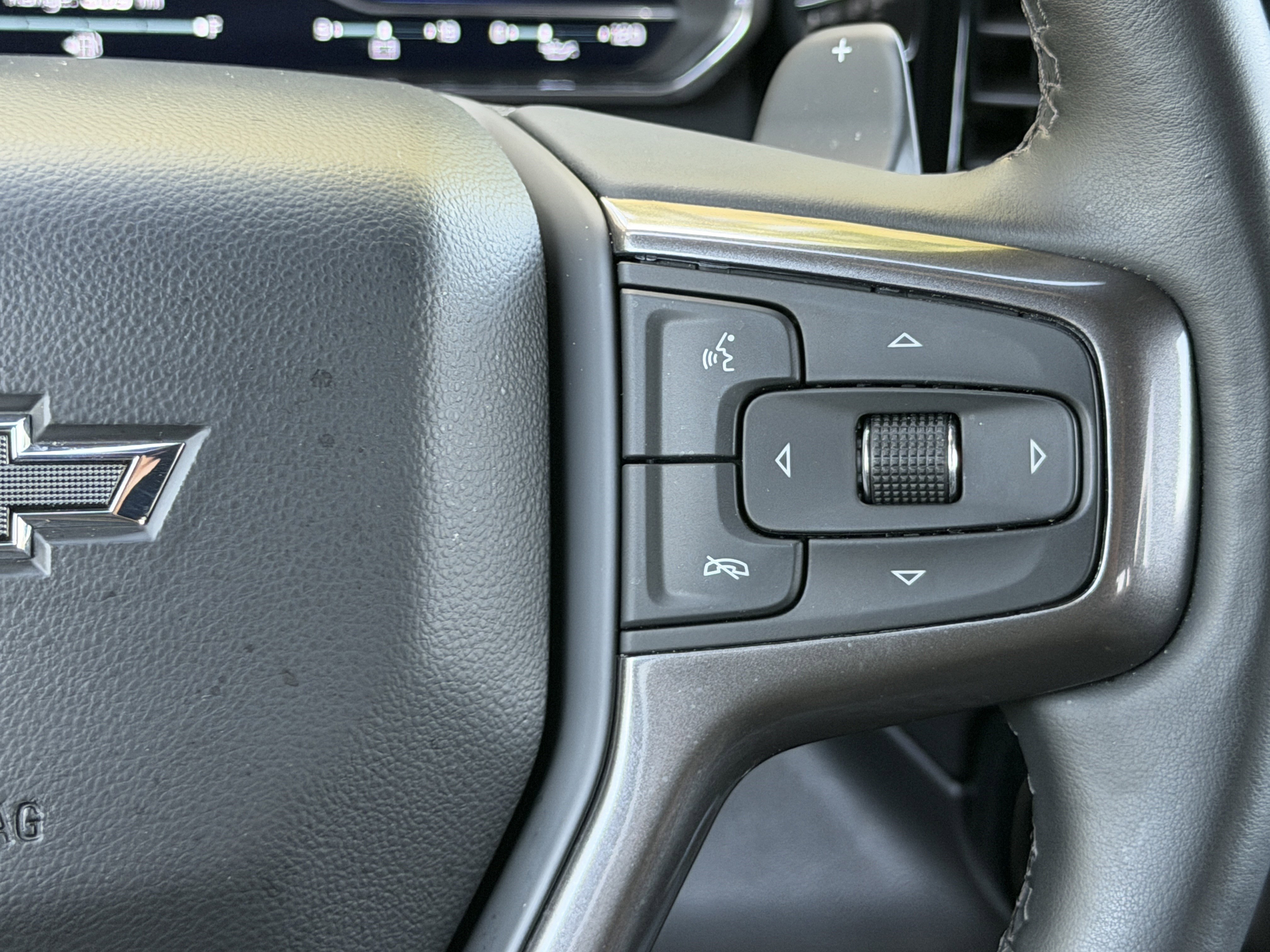 Used 2024 Chevrolet Silverado 1500 ZR2 w/ Technology Package AWD/4WD image 41