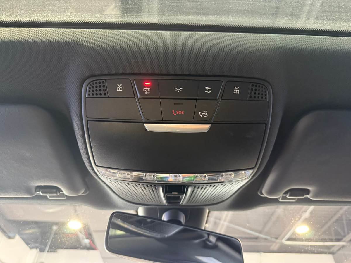 Used 2019 Mercedes-Benz E 300 4MATIC w/ Premium 1 Package image 34