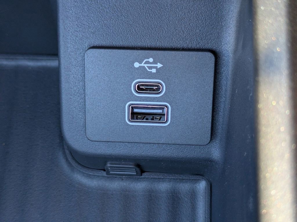 New 2026 Ford Expedition Max Platinum w/ Stealth Performance Package image 27