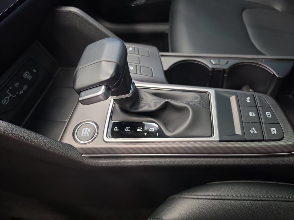 Certified 2026 Kia Sportage SX FWD image 33