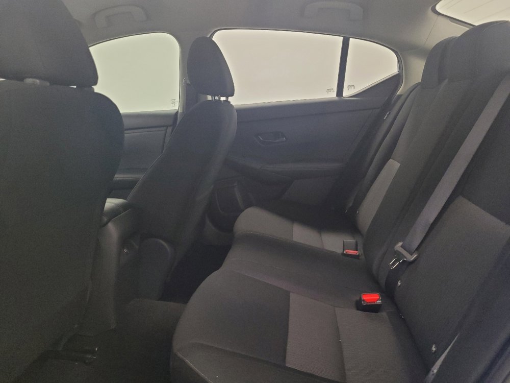 Used 2025 Nissan Sentra SV FWD image 18