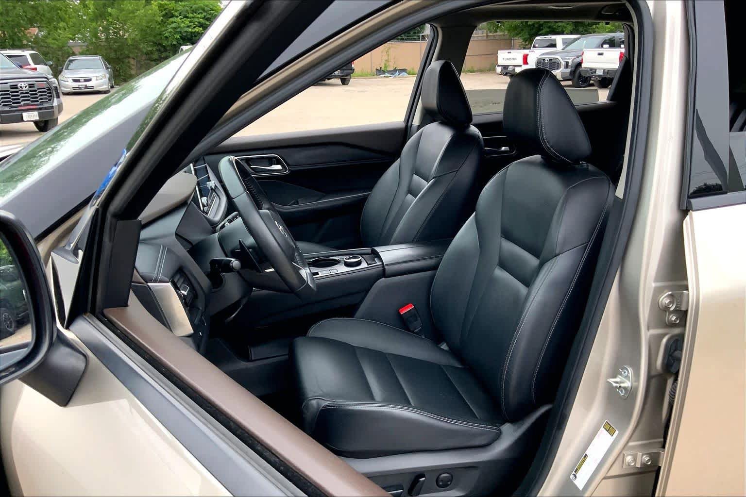 Used 2021 Nissan Rogue SL AWD/4WD image 8