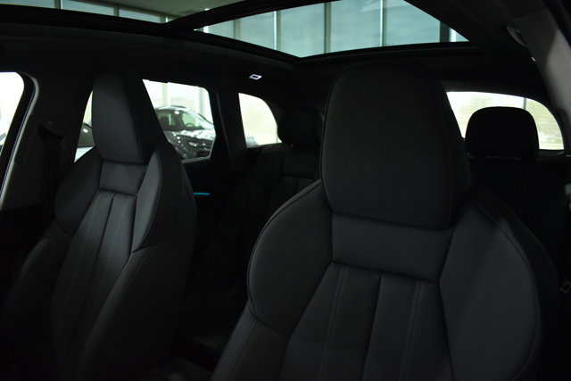 Used 2025 Audi Q5 Premium Plus w/ Premium Plus AWD/4WD image 31